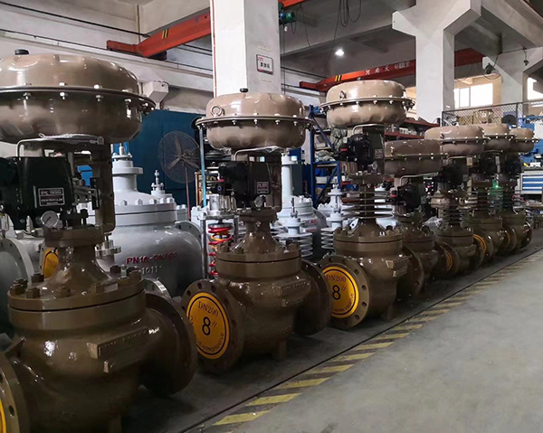 气动午夜影院福利车间展示